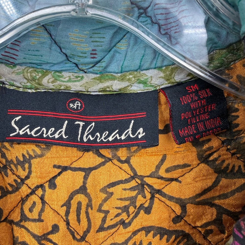 Sacred Threads Quilted Patchwork Silk Jacket Kimo… - image 3